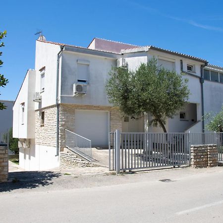 Pepi Apartments 3 Zara Esterno foto